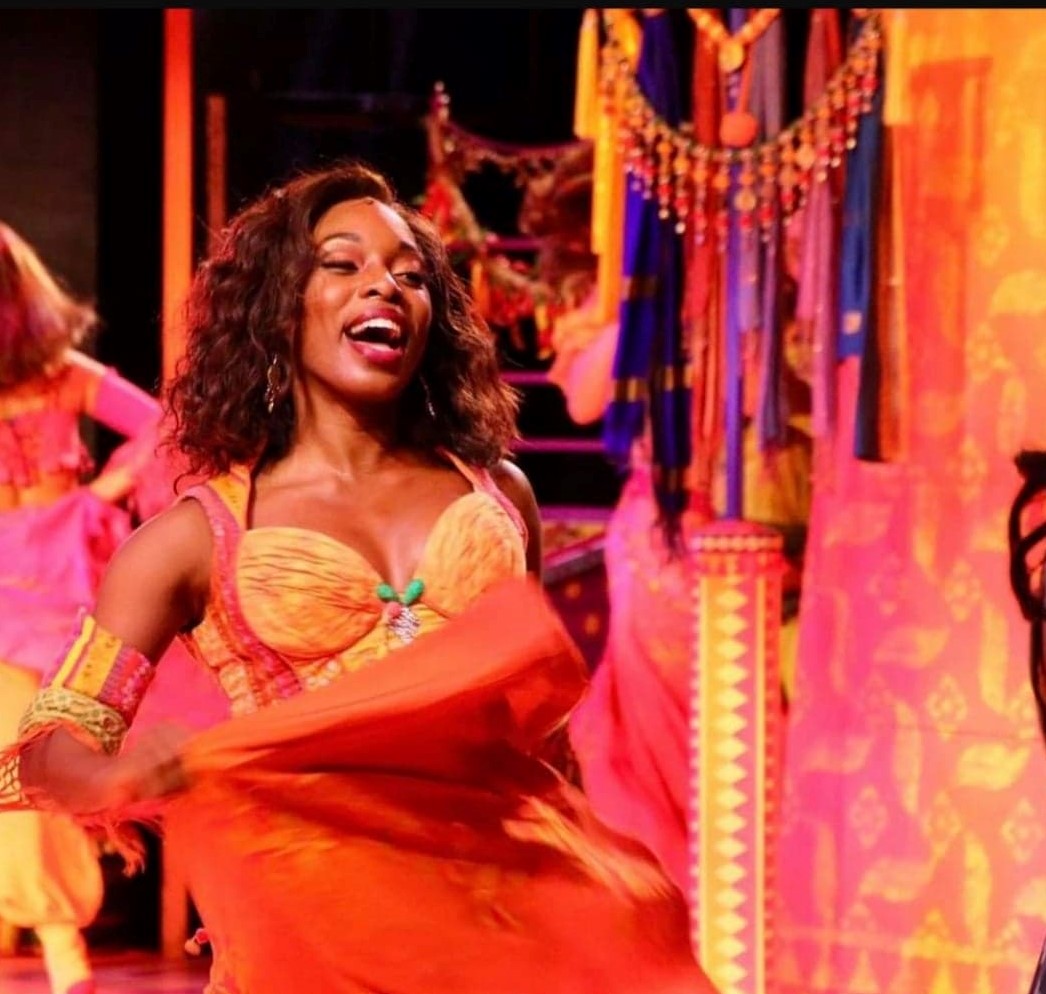 keeping performers onstage